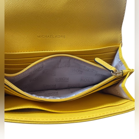 Michael Kors Citrus Wallet - Picture 7 of 11